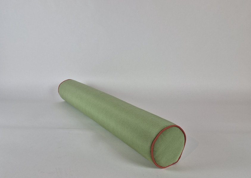 Rolkussen strak, Homie Apple Green, 100x diameter 15 cm met koord VT-001