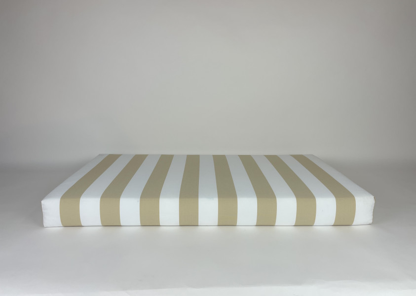 Zitkussen, Homie Stripes White Beige, Lekker liggen met zijnaad afwerking, 116x65x11. R-252